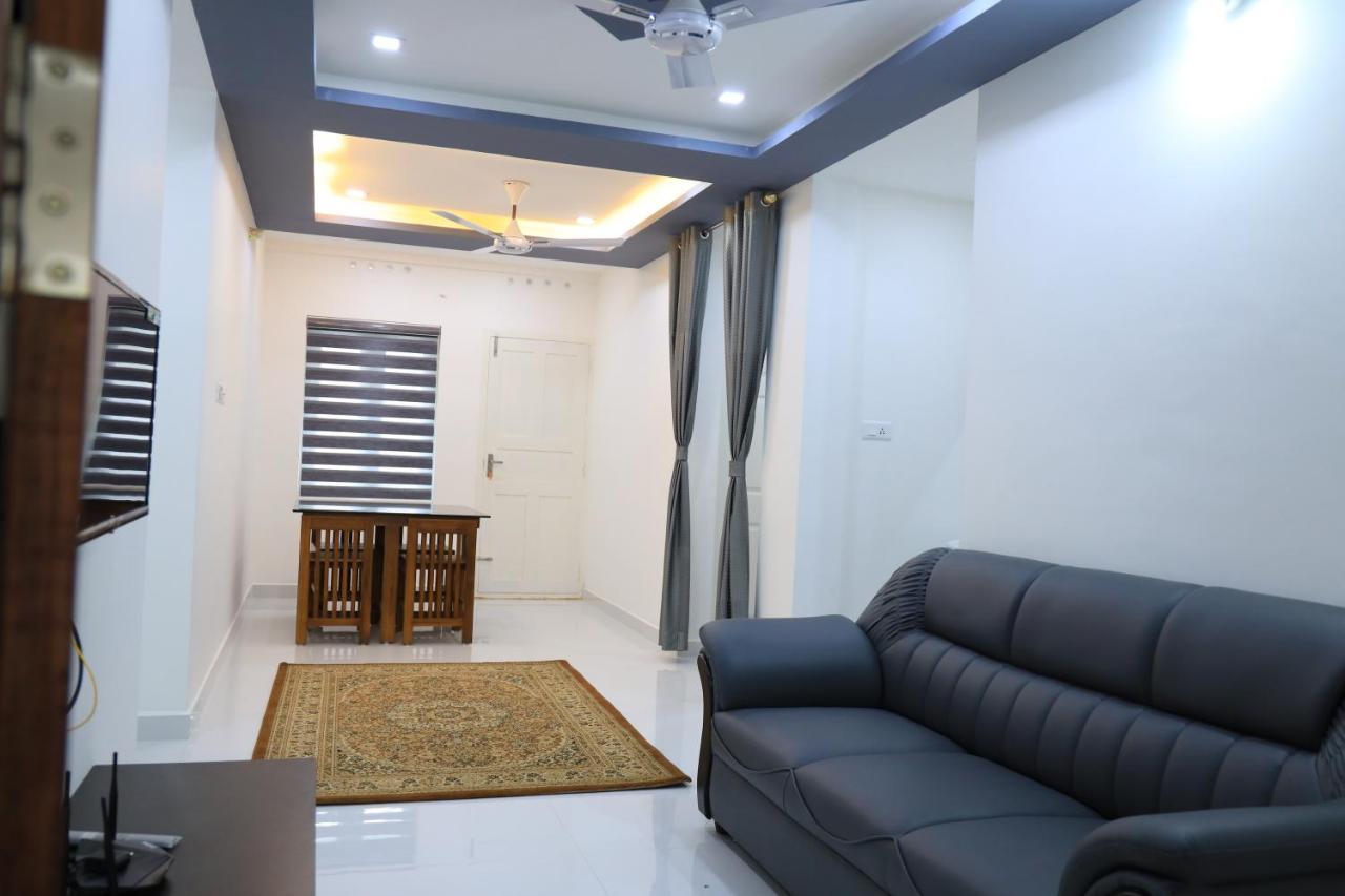 Yelza Hotel&Residence Alwaye Exterior foto